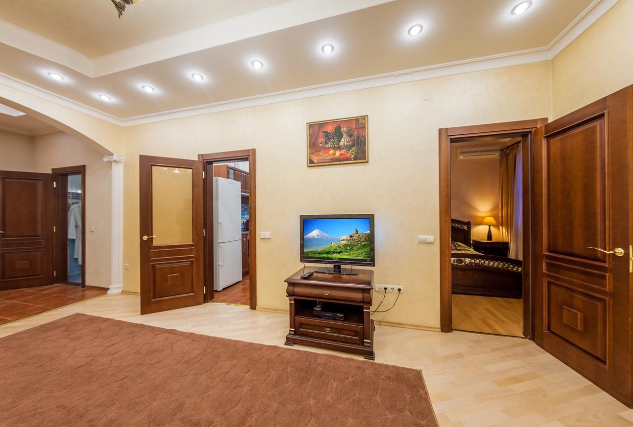 Apartment In The City Center Kiev Quarto foto